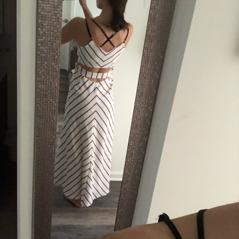 Adelyn Rae Striped Midi Dress - Picture 3 of 8